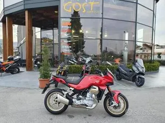 moto guzzi v100 mandello red | #02063