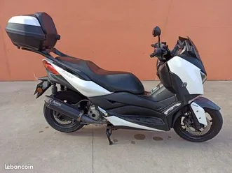 scooter xmax 300
