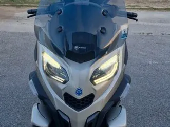piaggio mp3 400 hpe
