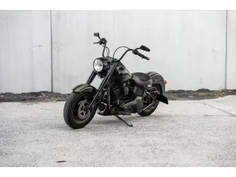 ② harley davidson « custom » fat boy de hd dealer 1700 ccm