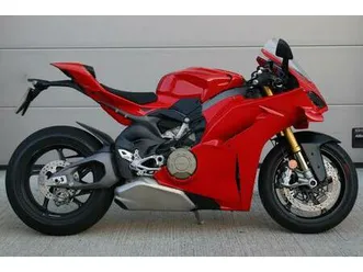 ducati panigale v4s