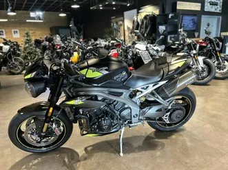triumph speed triple 1050 rs 2019 1050 cm3 | moto roadster | 42 149 km | noir | 56600 lanester