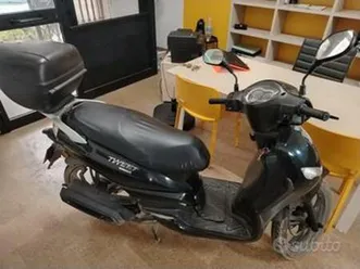 peugeot tweet 50 - 2022