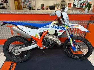 moto neuve: ktm 300 exc six days