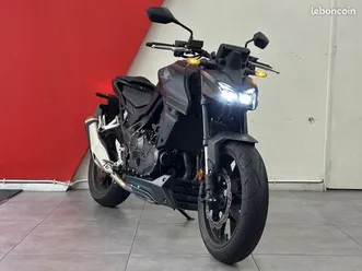 cb 750 hornet noir 1ère main - bridable a2 - proche du neuf