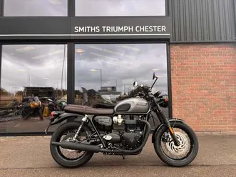 new triumph bonneville t120 black for sale in chester