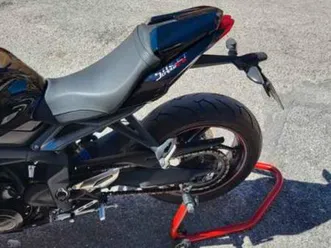 triumph - street triple 675