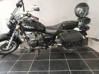 suzuki gsf 250 nero
