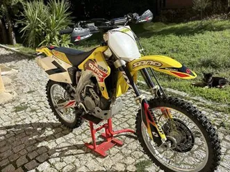 suzuki rmz 450 matriculada guarda