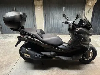 vendo voge sfida sr4 max (2024 - 25) usata a milano (codice 9881410) - moto.it