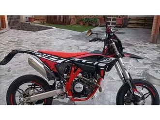 vendo betamotor rr 125 4t motard lc (2021 - 23) usata a bareggio (codice 9882270) - moto.it