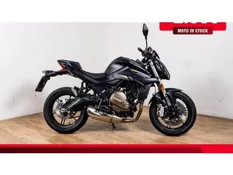 vendo qj motor srk 700 (2023 - 25) usata a firenze (codice 9881582) - moto.it