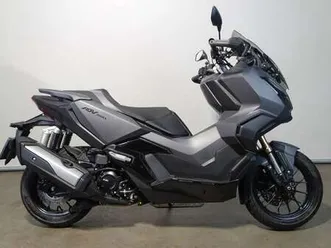 honda adv 350 zwart