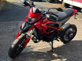 ducati hypermotard 939