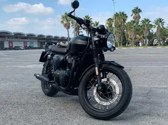 triumph - bonneville t100 black
