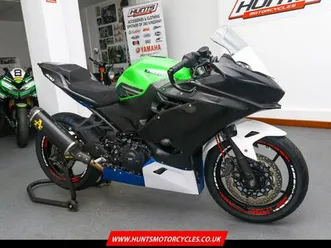 2023 kawasaki ninja 400 race bike. mss built. bemsee spec. wow & more. £7,995