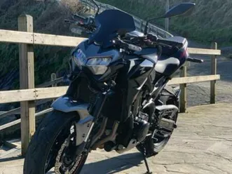 kawasaki - z900