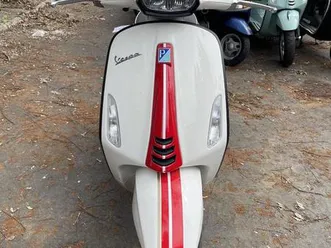 vespa sprint 50 racing sixties limitiert
