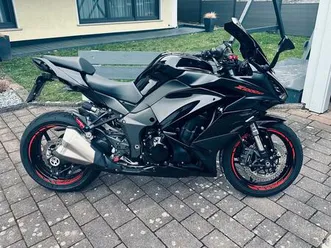 kawasaki z 1000 sx bj 2018 ( schwarz rot )