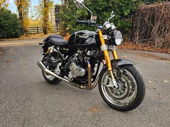 norton commando 961 sport roadster/retro petrol manual (80 ps) 961 cc