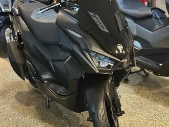 sym jet x 125 nightblack mat