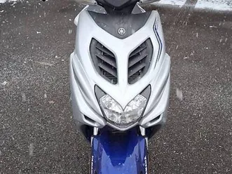 scooter aerox 50 cc bridé