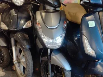 scooter 50 cc peugeot kisbee comme neuf