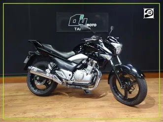 suzuki gw 250 inazuma 2012 250 cm3 | moto roadster | 21 192 km | noir | 65000 tarbes