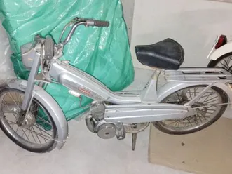 mobylette 40v + 2 peugeot 102 ms