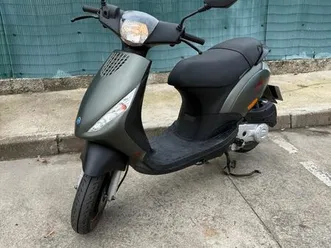 piaggio zip 50-2 900 km - état impeccable (2024)
