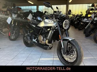 husqvarna vitpilen 701 / bj.21 / erst 9tkm / speichen