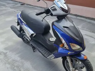 запазен скутер velvet benelli с. костенец