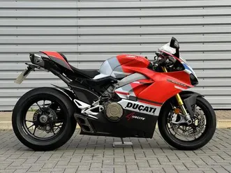 ducati panigale v4s