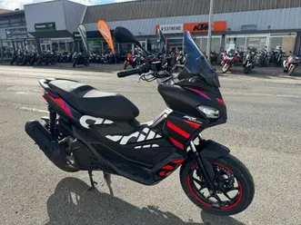 aprilia sr 125 gt replica 2024 125 cm3 | scooter | 3 164 km | 82000 montauban