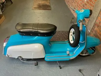 ② lambretta j50 de 1966 en bon état