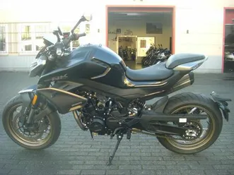 cfmoto nk 800 abs 1. hand 900 km a2