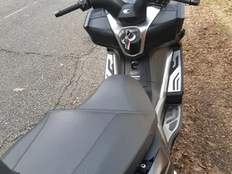 scooter kymco 350 downtown exclusif