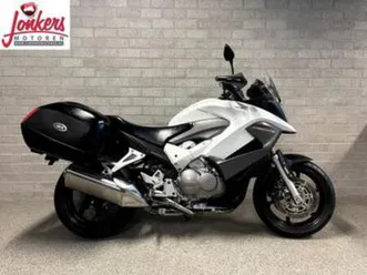 honda vfr 800 x crossrunner abs  (bj 2012) — motoren | honda — marktplaats