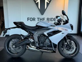 triumph-daytona-660-x-ring-euro-5-660-cc