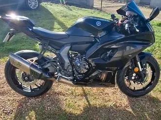 yamaha r7