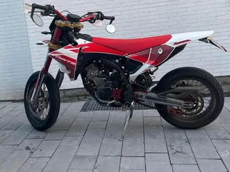 schöne fantic xmf 125 competition zu verkaufen!