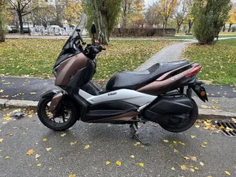 yamaha-xmax-300-300-cm3-2018-god