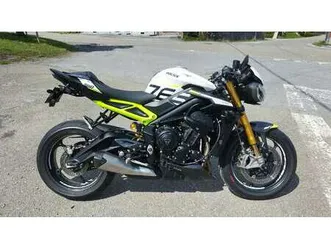 limited edition moto2 1850eur d'option..