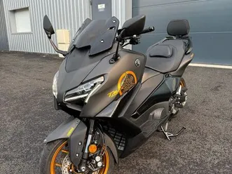 yamaha t-max 560 noir
