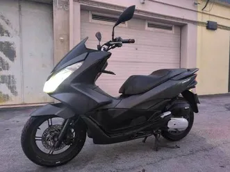 vendo honda pcx 125 carnide