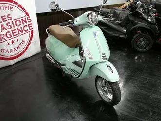vespa primavera 50 2019 50 cm3 | scooter | 6 500 km | vert | 75017 paris 17