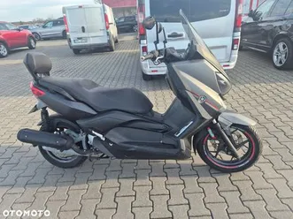 yamaha x-max