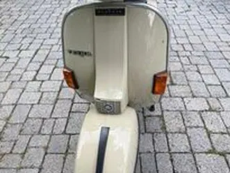 vespa px200e