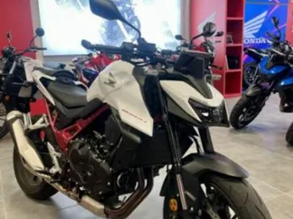 honda cb 750 hornet 2025 750 cm3 | moto roadster | 621 km | blanc | 35400 st malo