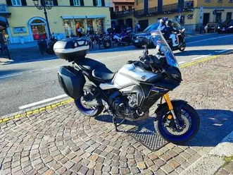 yamaha tracer 9 gt argento